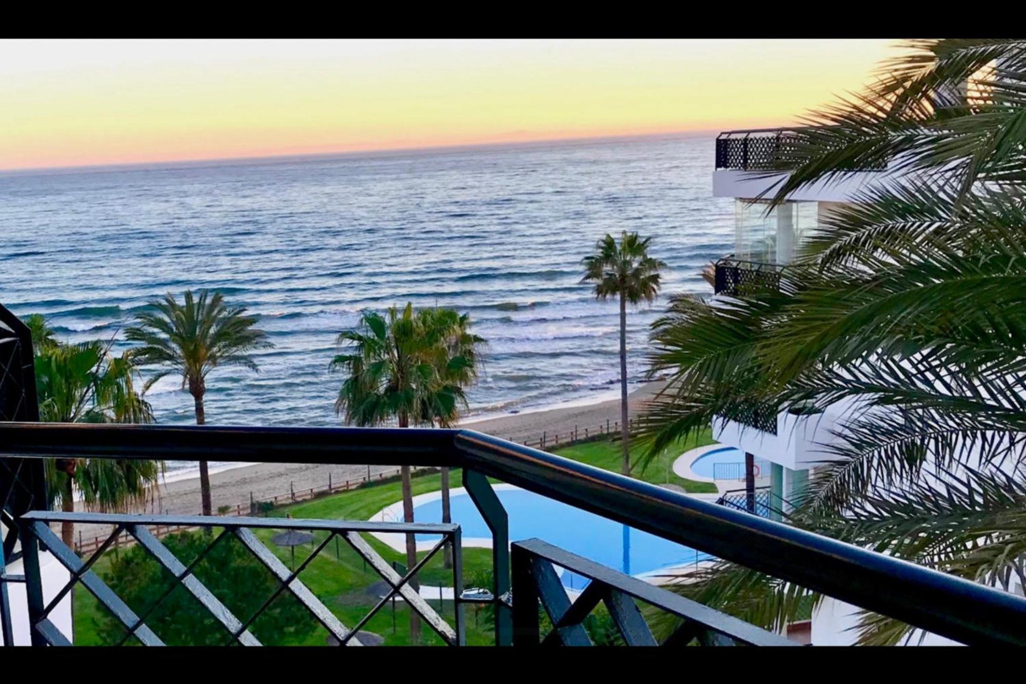 Mi Capricho 2D Beachfront- Apartment With Sea View - Costa Del Sol Sitio de Calahonda Ngoại thất bức ảnh